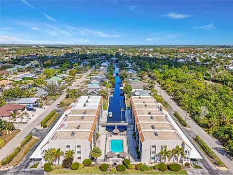 9395 Pennsylvania Ave #9, Bonita Springs, FL 34135