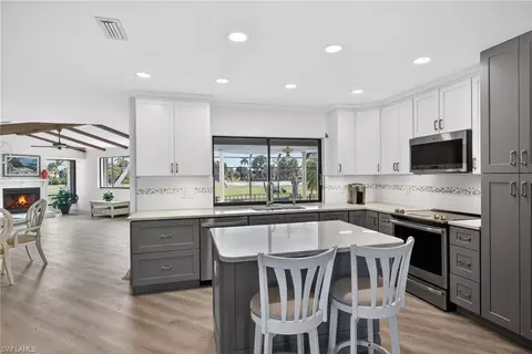 1312 Par View Dr, Sanibel, FL 33957