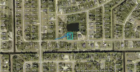 927 Lakeside Dr, Lehigh Acres, FL 33974