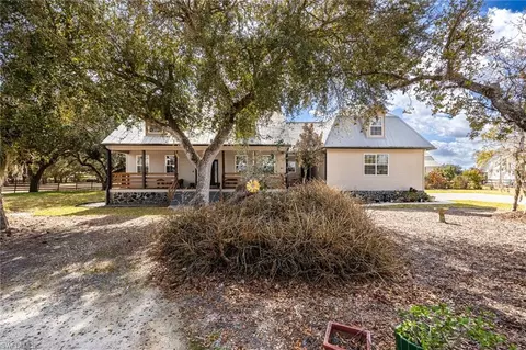 22800 N River Rd, Alva, FL 33920