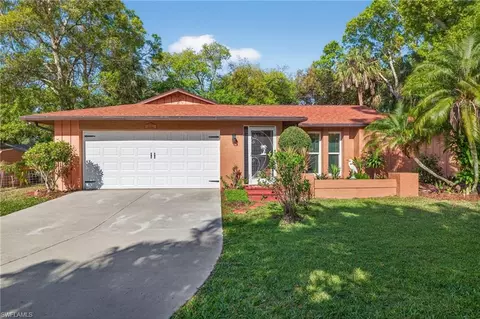17411 Williamsburg Dr, North Fort Myers, FL 33917