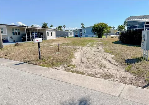 11391 Bayside Blvd, Fort Myers Beach, FL 33931