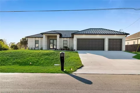 16 SW 22nd Ave, Cape Coral, FL 33991