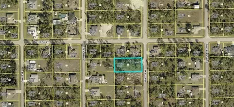 921 State Ave, Lehigh Acres, FL 33972