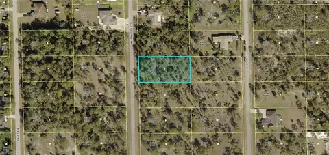 410 Wellington Ave, Lehigh Acres, FL 33972