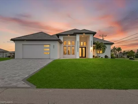 801 NW 38th Pl, Cape Coral, FL 33993