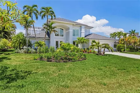 896 Limpet Dr, Sanibel, FL 33957