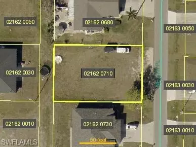 2120 NE 8th Pl, Cape Coral, FL 33909