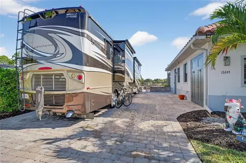 13245 Golden Palms Cir, Fort Myers, FL 33913