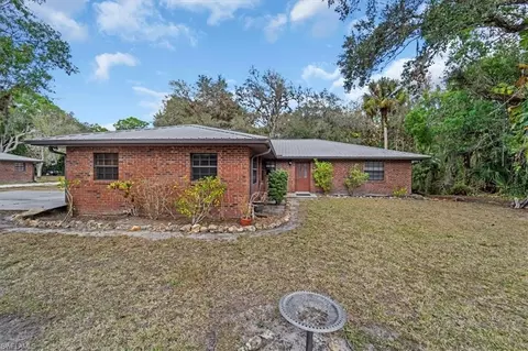 780 Oklahoma Ave, Labelle, FL 33935