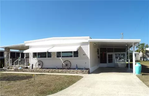563 Timber Ln S, North Fort Myers, FL 33917