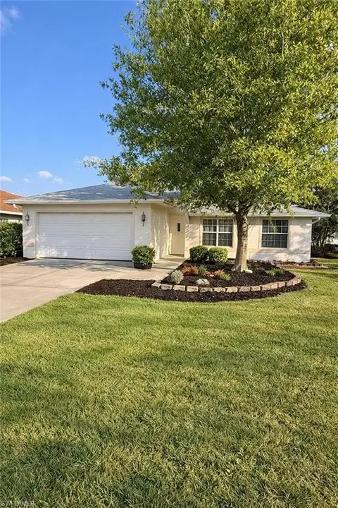 1518 Senior Ct, Lehigh Acres, FL 33971