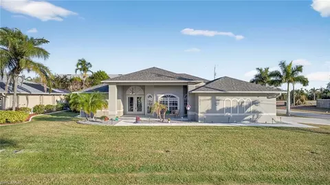 5617 SW 5th Ave, Cape Coral, FL 33914