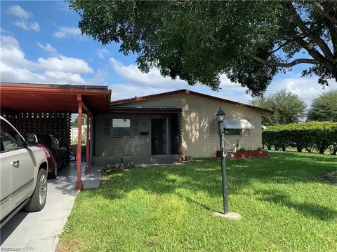 2201 Croton Ct, Lehigh Acres, FL 33936