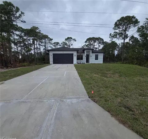 1927 Redmont Ave, Lehigh Acres, FL 33972