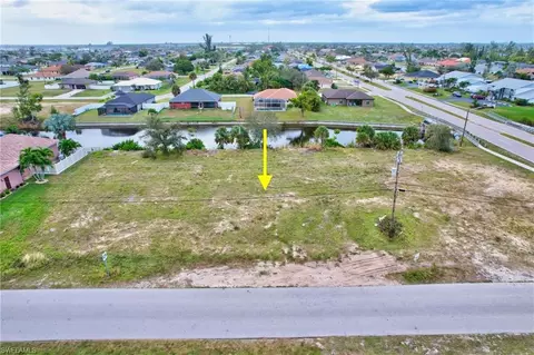 3206 SW 11th Pl, Cape Coral, FL 33914