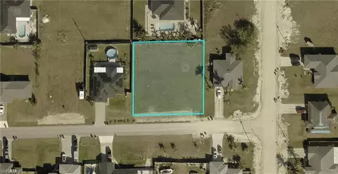 339 NE 10th St, Cape Coral, FL 33909