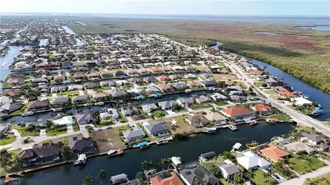 2823 SW 37th Ter, Cape Coral, FL 33914
