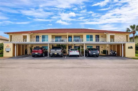 4707 SE 5th Ave #102, Cape Coral, FL 33904