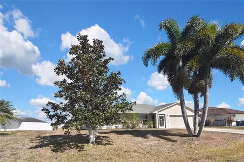 5122 Beecher St, Lehigh Acres, FL 33971