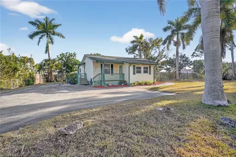 12691 Water Ln, Fort Myers, FL 33908