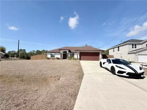 3600 NE 8th Pl, Cape Coral, FL 33909