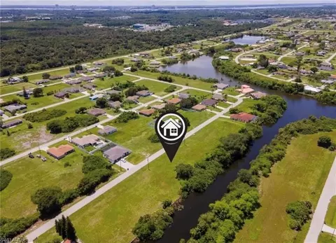 2206 NE 22nd Ave, Cape Coral, FL 33909