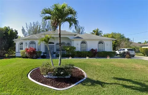 1324 SE 5th Pl, Cape Coral, FL 33990