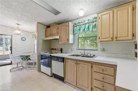 Kitchen - 11250 Stringfellow Rd, Bokeelia, FL 33922 photo 2 of 5