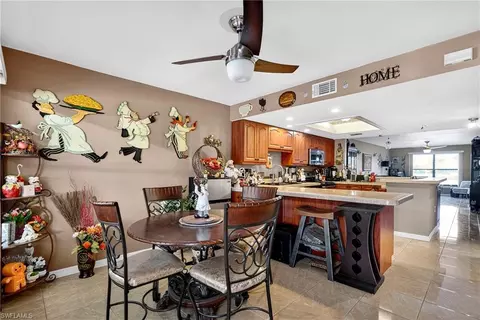 123 SW 47th Ter #102, Cape Coral, FL 33914