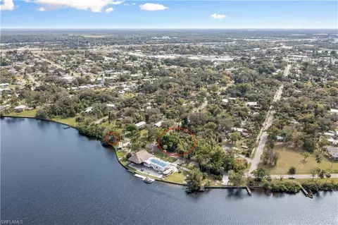 48364839 E Riverside Dr, Fort Myers, FL 33905
