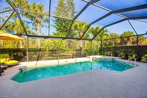 9014 Shadow Glen Way, Fort Myers, FL 33913