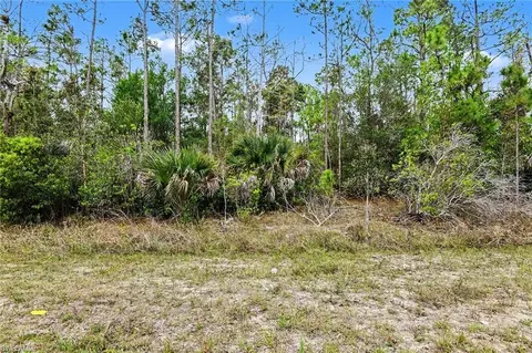1913 Weller Ave, Lehigh Acres, FL 33972