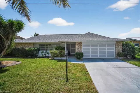 124 SW 56th Ter, Cape Coral, FL 33914