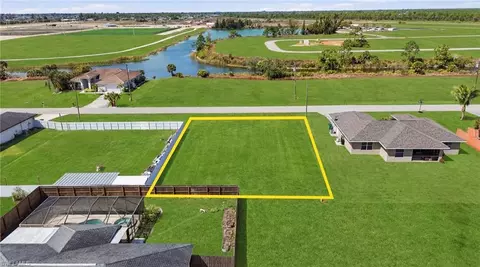 2715 NW 9th Ave, Cape Coral, FL 33993