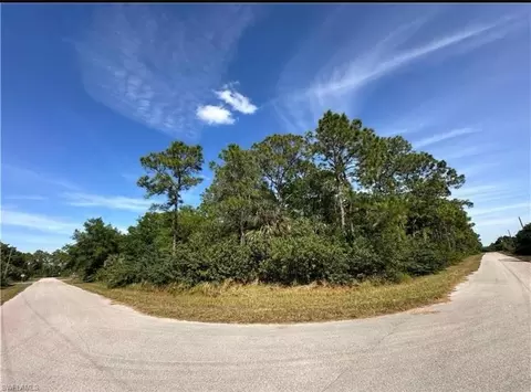 3122 47th St W, Lehigh Acres, FL 33971
