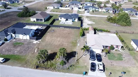 408 NW 25th Ave, Cape Coral, FL 33993