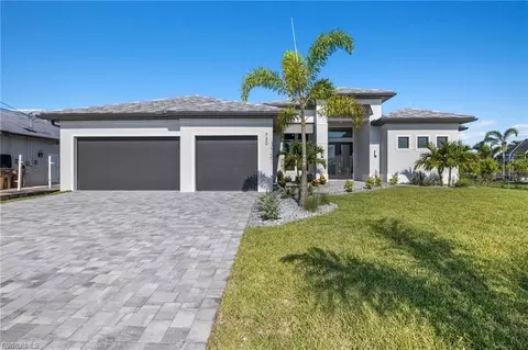 617 NW 39th Ave, Cape Coral, FL 33993