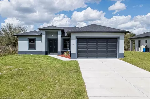 2604 73rd St W, Lehigh Acres, FL 33971