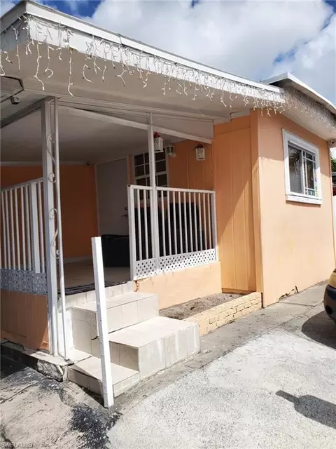 1401 W 29th St #C54, Hialeah, FL 33012