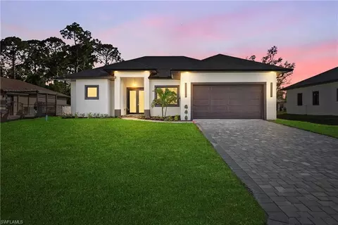 2711 10th St W, Lehigh Acres, FL 33971
