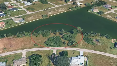 2133 NE 20th Ln, Cape Coral, FL 33909