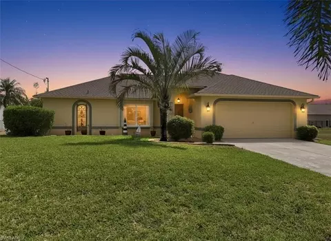 2337 NW 38th Pl, Cape Coral, FL 33993