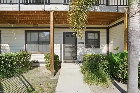 5369 Treetops Dr #M102, Naples, FL 34113