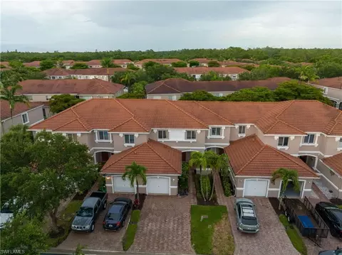10027 Salina St, Fort Myers, FL 33905
