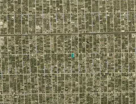 300 E 7th St, Lehigh Acres, FL 33972 photo 4