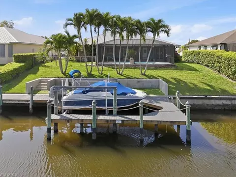 1201 SE 14th St, Cape Coral, FL 33990