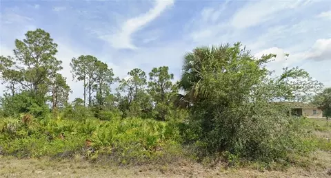1226 Escarte St E, Lehigh Acres, FL 33974