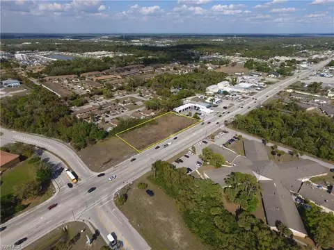 1012 1020 Pondella Rd, North Fort Myers, FL 33903