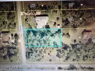 702 Prospect Ave, Lehigh Acres, FL 33972